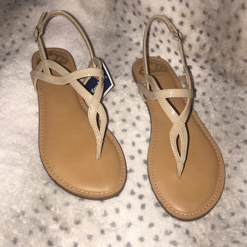 Ladies size 8 buckle sandal